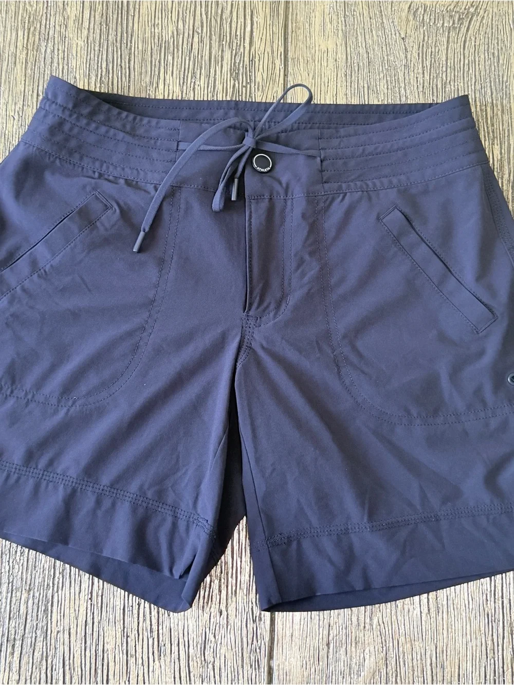 Athleta Navy Drawstring Cargo Active Shorts